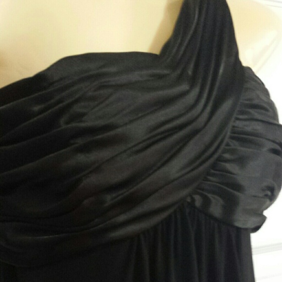 David's Bridal Black Shoudler Dress - Picture 2 of 3