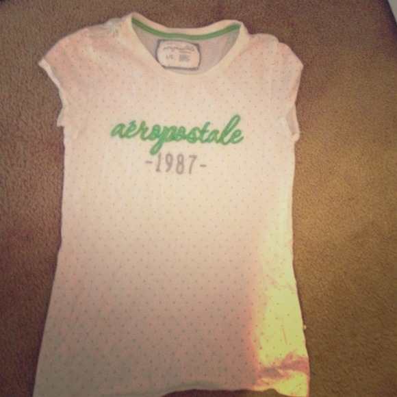 Aeropostle t shirt