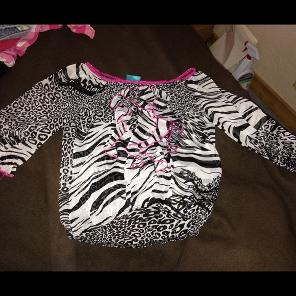 Animal print top