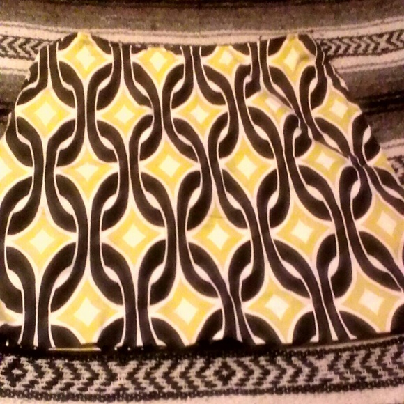 Geometric print skirt - Picture 1 of 1