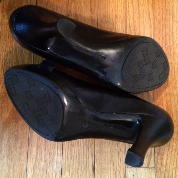 πHost Pick 5/16 Black Bow Tie Heels Size8wide - Picture 3 of 4