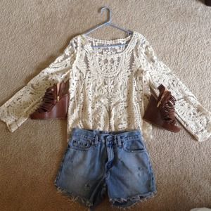 ❌Sold on vinted❌Detailed lace top-beautiful!