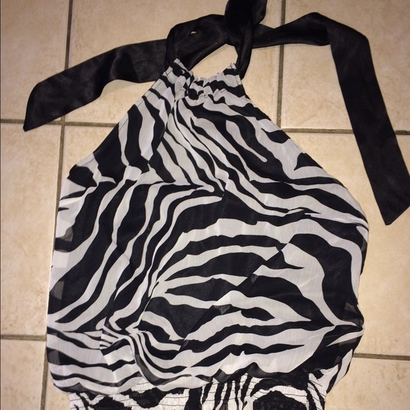 TRADED WITH @LEXI1991 halter chiffon shirt