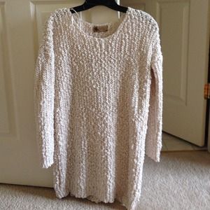 Soft oversized sweater/dress with gold detail