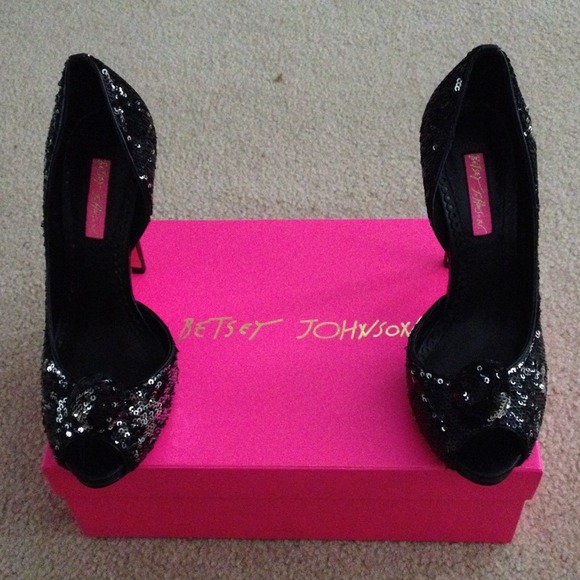 BETSEY JOHNSON black & silver sequin shoes - Picture 1 of 4