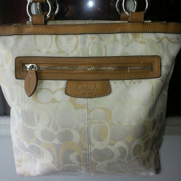 SOLD LOCALLY 100% Authentic Coach Purse
