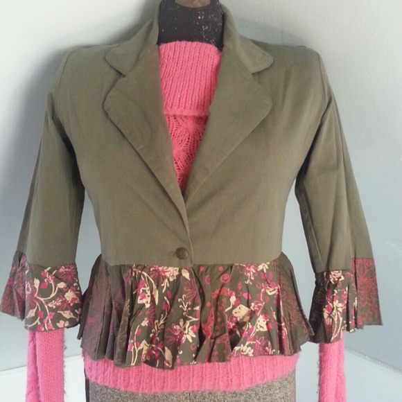 havenbleu Jackets & Blazers - HavenBleu Army Green Jacket Blazer w/ Design