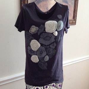 ! Lovely J Crew t shirt small