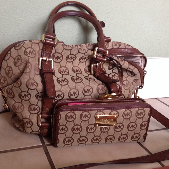 Michael Kors with matching wallet