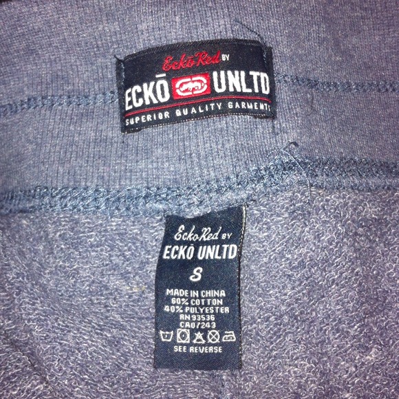 ❌SOLD❌Ecko red sweat capris - Picture 3 of 3