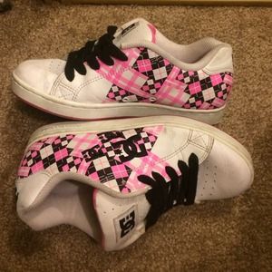 💗Pink and White DC Shoes💗