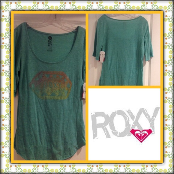 ❤️NWT CUTE ROXY SHIRT❤️