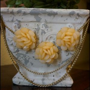 Three strand necklace