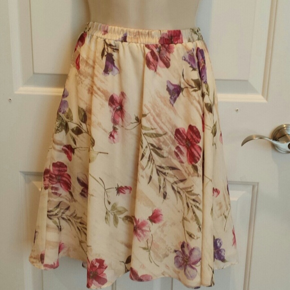 DONATED - Dressy flouncy floral watercolor skirt