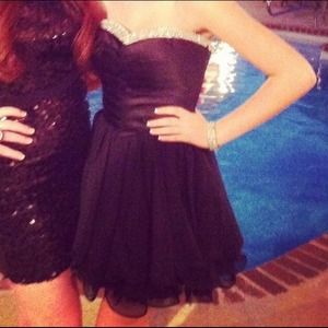 Formal/homecoming dress