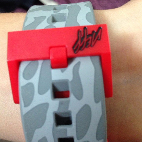 Neff watch - Picture 2 of 4