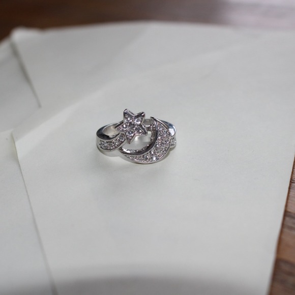 Star and Moon Ring ⭐️🌙