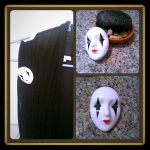 Porcelain pin