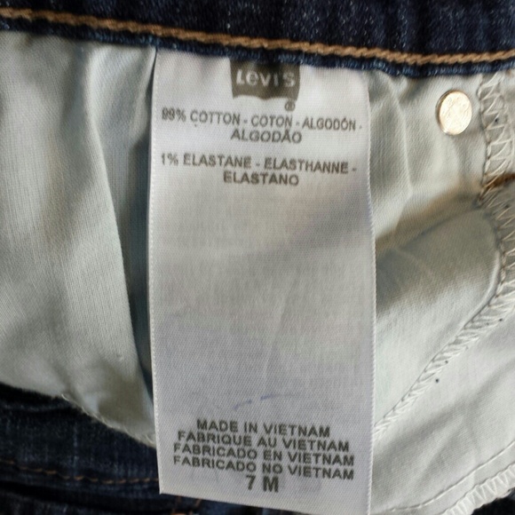 LEVIS - Picture 3 of 4