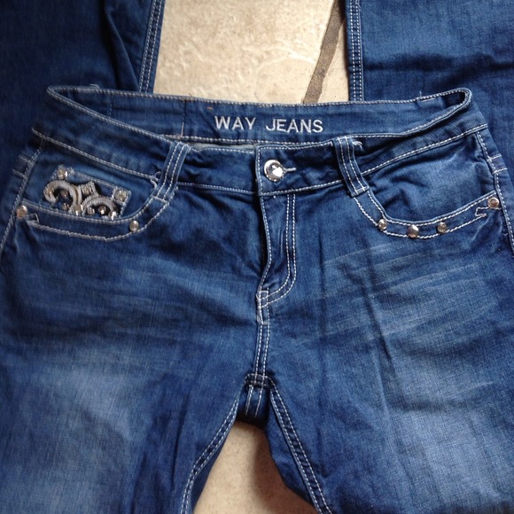 BLING JEANS 💎💎💍💎💍💎💍 - Picture 3 of 4