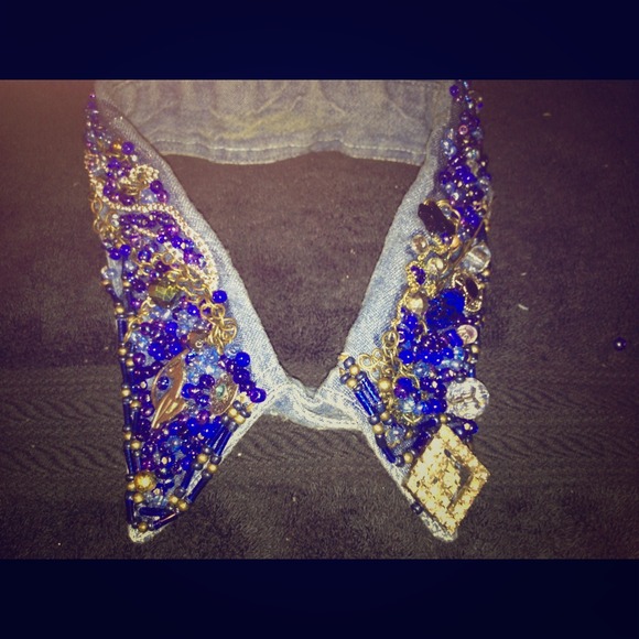 Jean glam collar