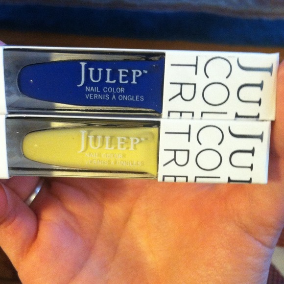Two full sized NWT julep nail polish - Picture 1 of 1