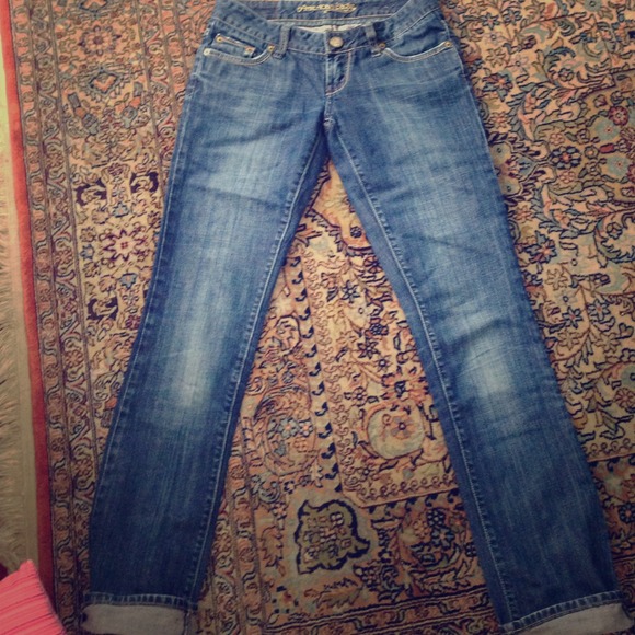 American eagle jeans!