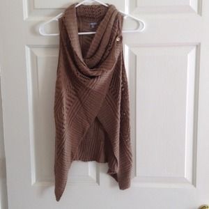 Sweater vest