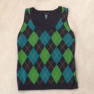 Great colors! Sweater vest, perfect with anything!