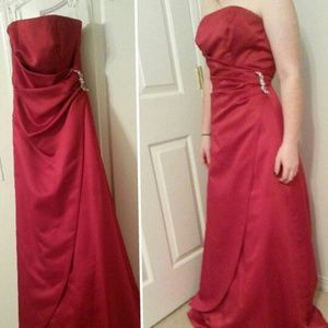 Prom dress / formal dress