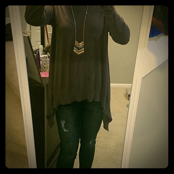 High low (on the sides) tunic