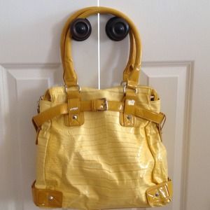 *** REDUCED ***  YELLOW HANDBAG