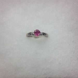 Kay Jewelers 14k pink stoned ring