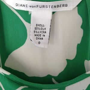 Diane von Furstenberg Dresses - DIANE vonFURSTENBERG Green & White Dress Diane von Furstenberg Dresses - DIANE vonFURSTENBERG Green & White Dress