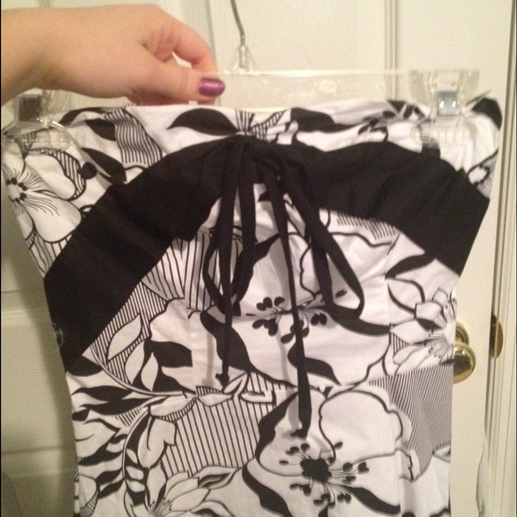 Strapless black and white dress! ⚓️ - Picture 7 of 8