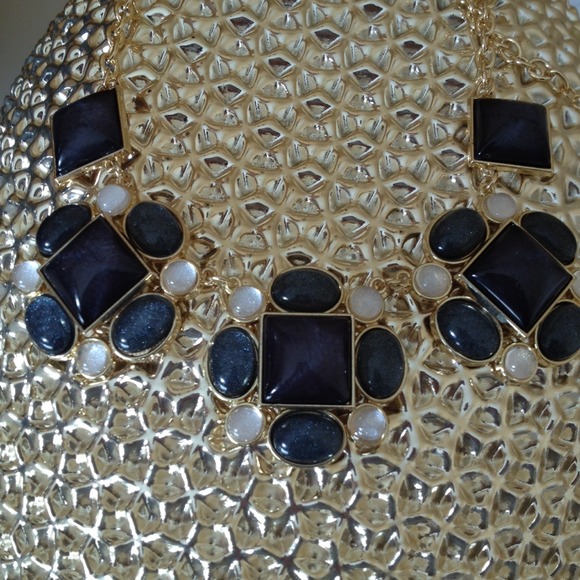 💃Stunning and modern necklaces!!!💃 - Picture 3 of 4