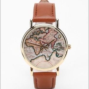 Around the World Travelers Watch - Gold & leather