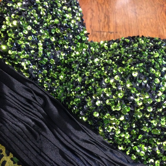 Animal Print Prom/Homecoming Dress - Picture 3 of 4