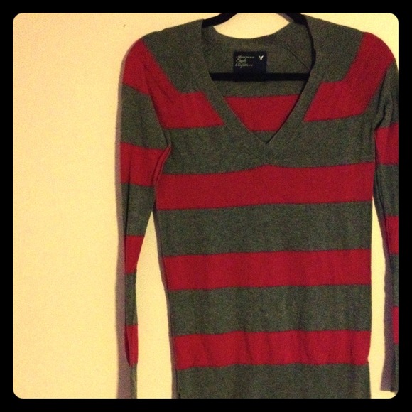 American Eagle pink and grey stripe shirt - Picture 1 of 1