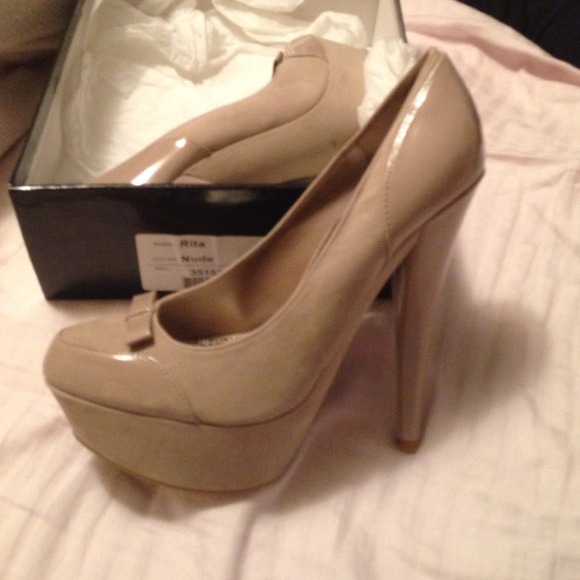 Nude Rita heels - Picture 2 of 3