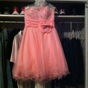 Tony bowls prom dress