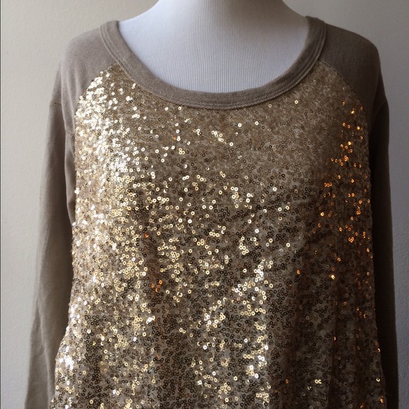 🚫SOLD in BUNDLE🚫Sparkle sweater shirt - Picture 3 of 3