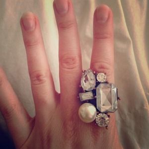 Diamond cluster ring
