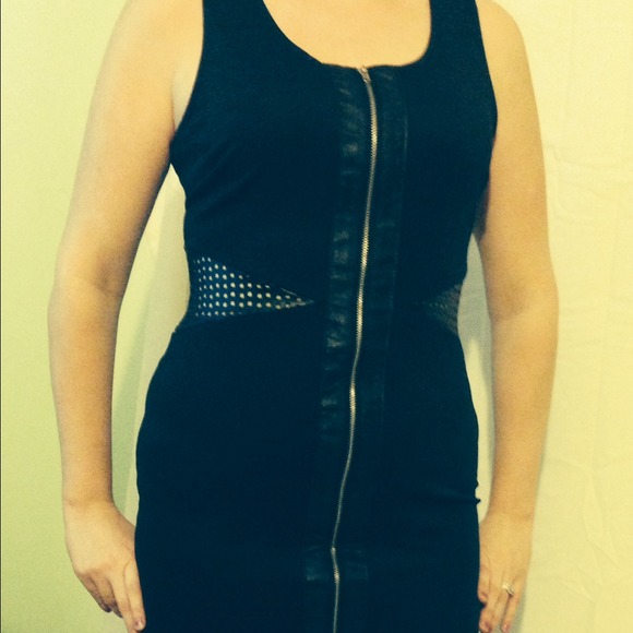 NWT Romeo and Juliet dress Size M - Picture 2 of 3