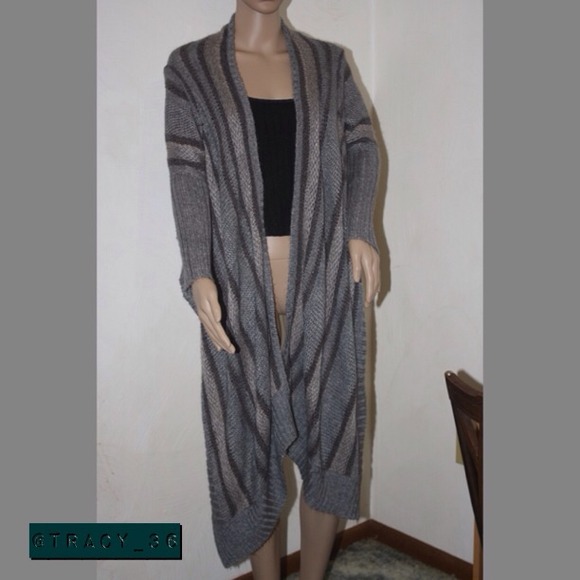 Sweater Wrap - Picture 1 of 4