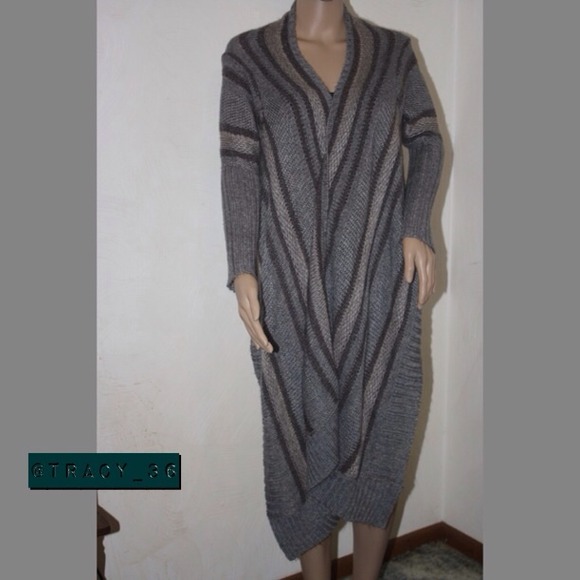 Sweater Wrap - Picture 2 of 4