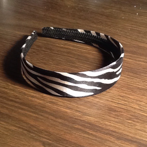Thick zebra headband