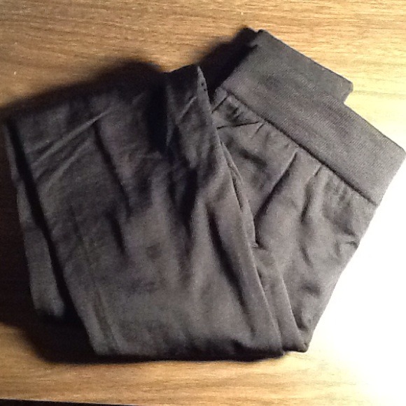 Black leggings