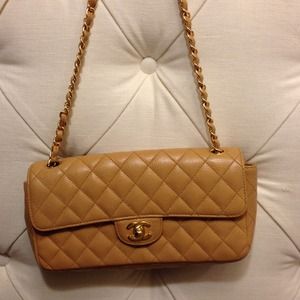 ❌ SOLD ❌100% Authentic Caviar Tan Chanel purse