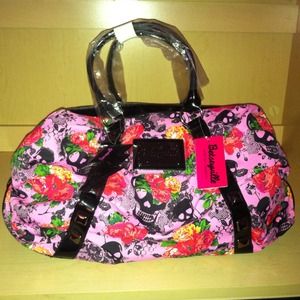 Brand new Betsey Johnson purse sold on ebay!!